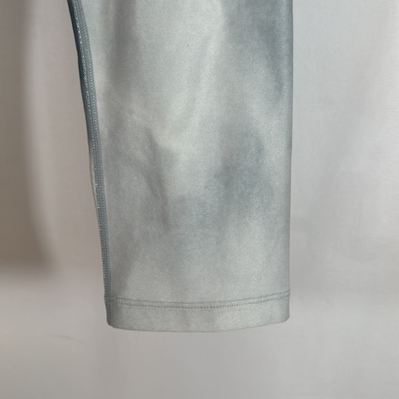 Nike Golf Tour Performance Grey & White Cropped Leggings - Picture 4 of 8